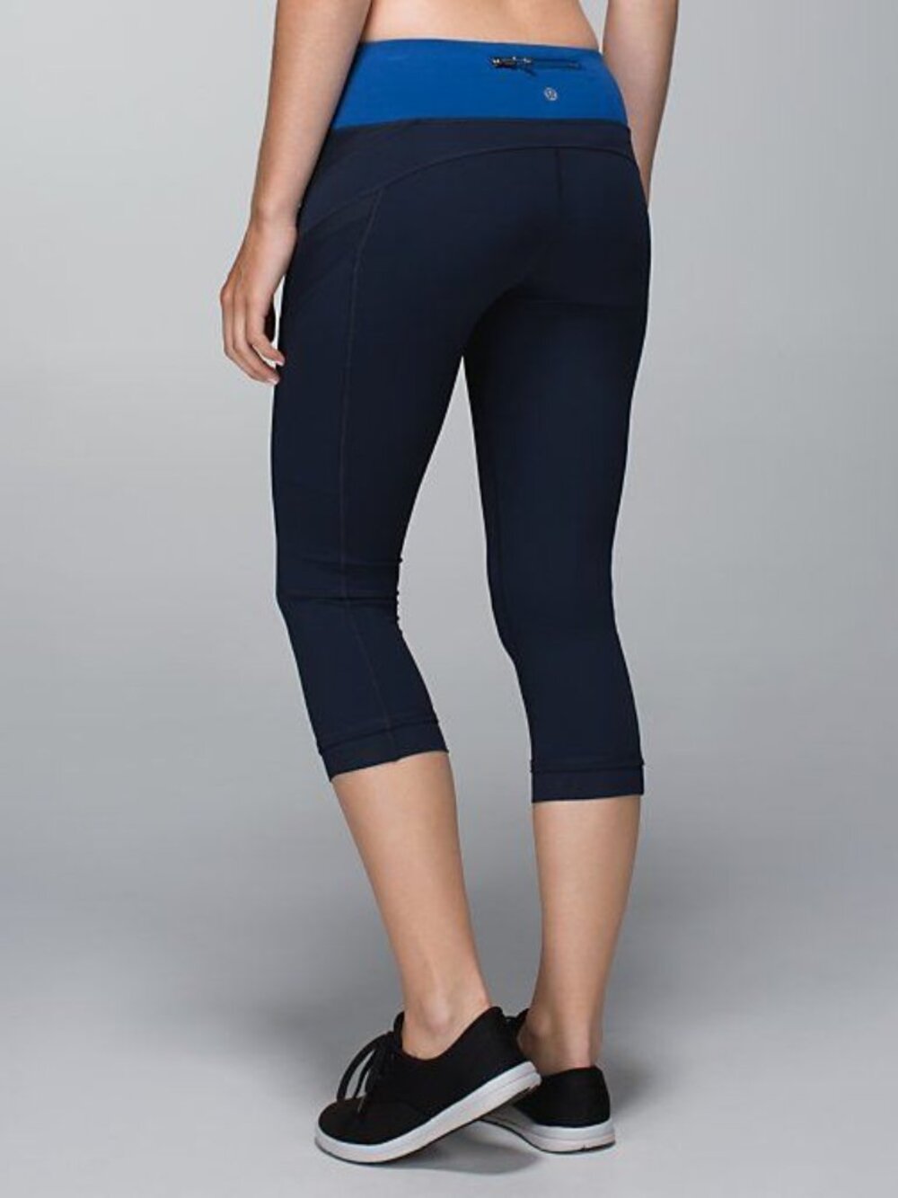 Lululemon Illumina Crop Leggings